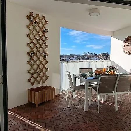 Apartment T4 Classe 3 Etoiles, Centre, Au Calme, Parkings Biarritz