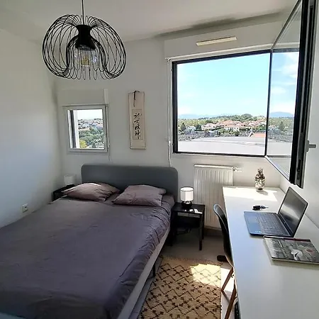 Apartment T4 Classe 3 Etoiles, Centre, Au Calme, Parkings *